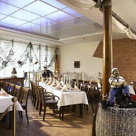 Отель Schokoladenhotel 4*